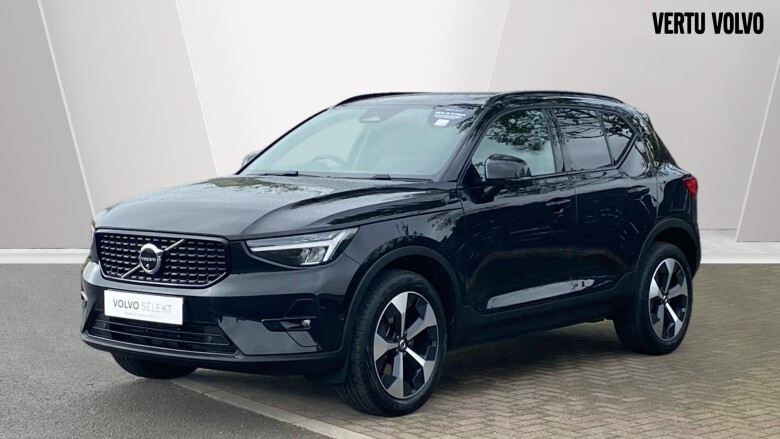 Volvo XC40 2.0 B4P Plus Dark 5dr Auto Petrol Estate